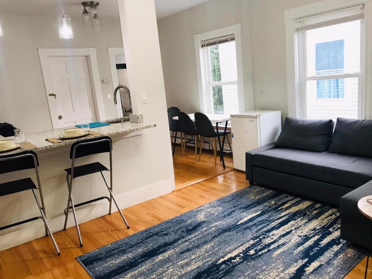 Renovated, 10 Min From The City Boston Exterior foto